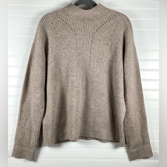 Charter Club Luxury 100% Cashmere Sweater Pullover Size Large Taupe - Picture 1 of 9
